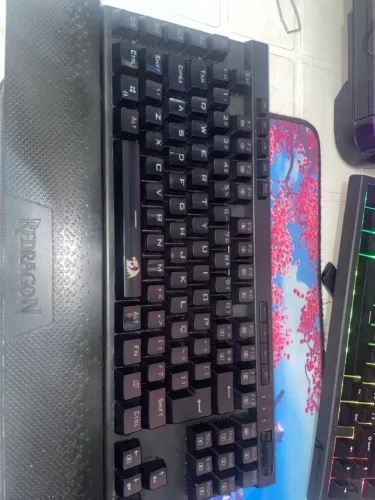 Teclado Redragon Magic-Wand Pro Gamer