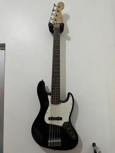 Squier fender jazz bass com bag de luxo
