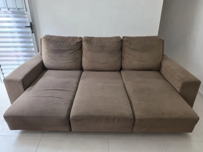Sofá 3 lugares Marrom