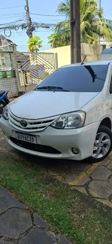 Toyota Etios X 1.3 Flex 16V 5P Aut. 2017