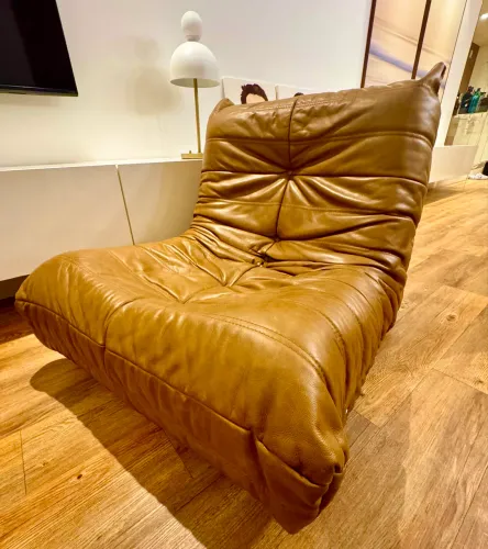Poltrona Nirvana em Couro Marrom Westwing Collection