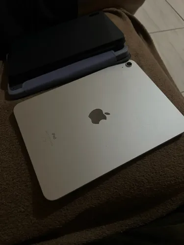 iPad 10 64GB
