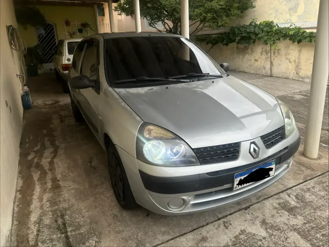Renault Clio Authentique 1.0/1.0 Hi-power 16V 3P 2006