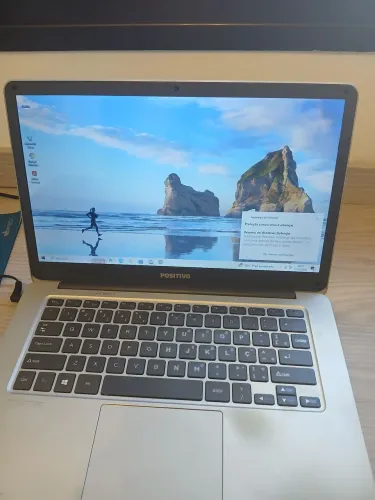 Notebook Positivo Q232A