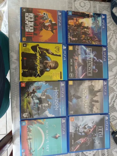 Jogos PS4 (Cyber Punk, Starbucks Wars, No Mans Sky, RDR2, Kingdom Hearts III, etc)