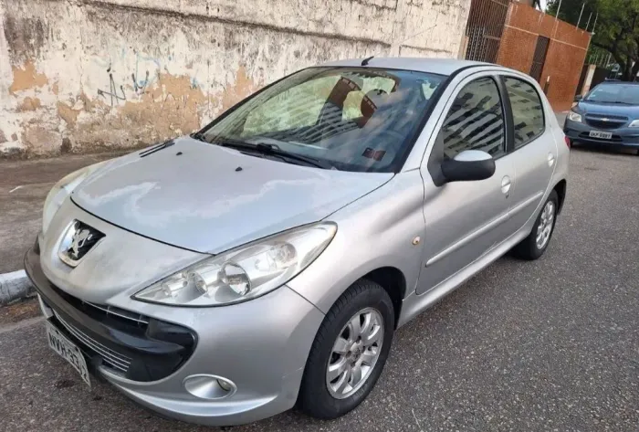 Peugeot 207 XR Sport 1.4 Flex 8V 5P 2011