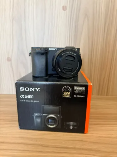 Câmera Sony Alpha A6400 Kit 16-50mm - Usada apenas 2vezes 
