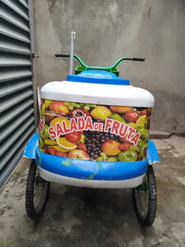 Bicicleta para vender salada de fruta