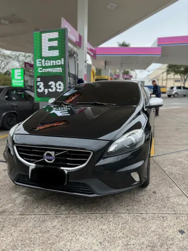 Volvo V40 T-5 R-design 2.0 Aut. 2016