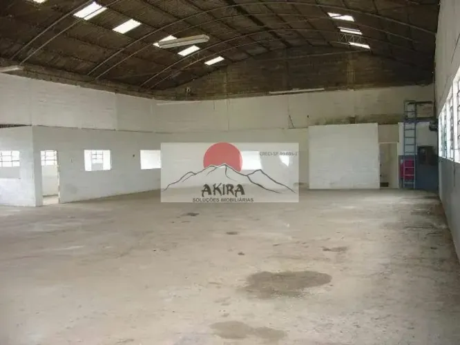 Vendo galpão industrial 1.080 m² ZUPI-1 em Água Chata