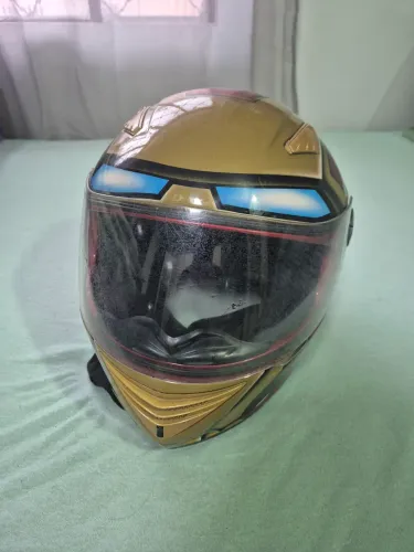 Capacete de Moto Homem de Ferro