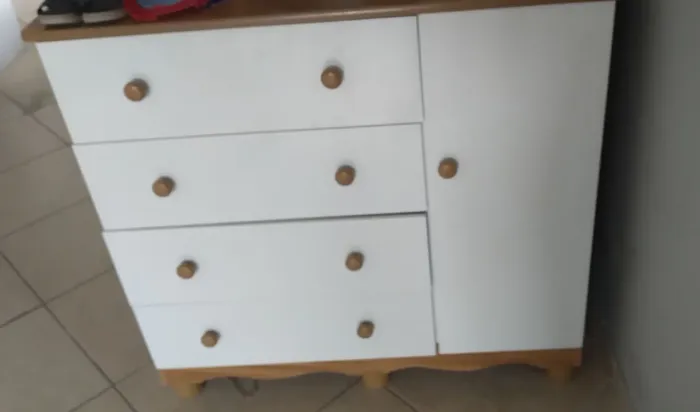 Cômoda