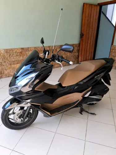 Honda PCX 160 DLX ABS 2025/2026 | 4.200 km | Único Dono