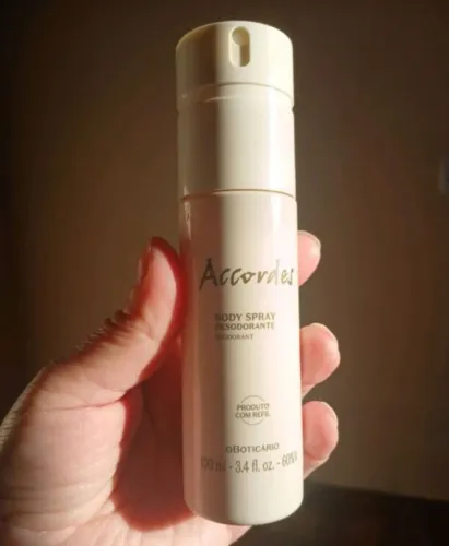 Acordes body spray O Boticário