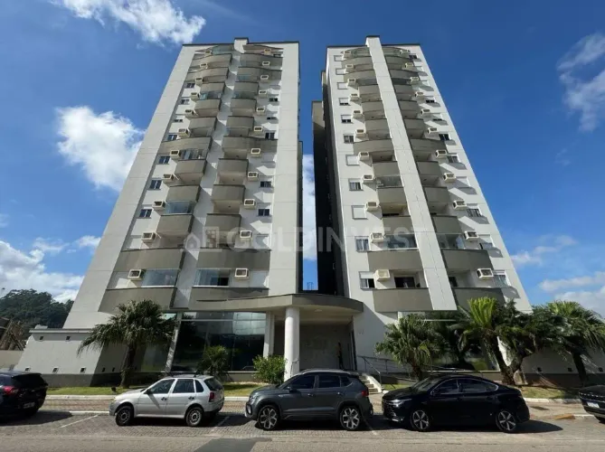 Apartamento com 2 quartos no bairro Santa Terezinha!!!