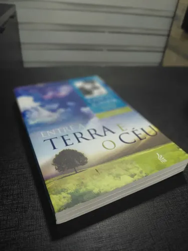 Livro Entre a Terra e o Céu Chico Xavier