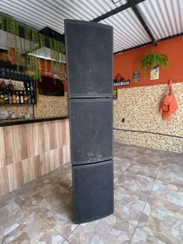 Caixa de som Ativa VRF1550A ATTACK