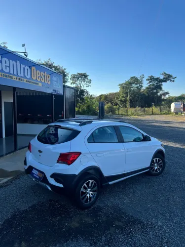 Chevrolet Onix Activ 1.4 8V Flex Aut. 4P 2018