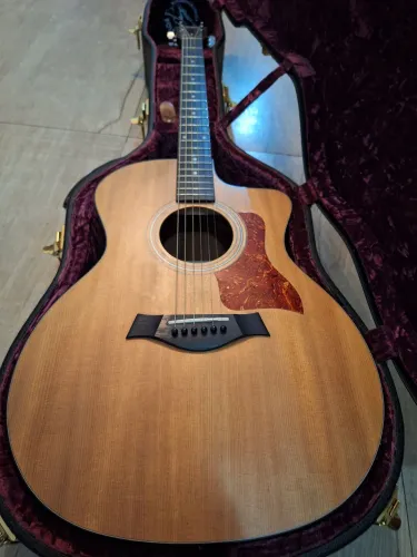 Violão Taylor 114 CE