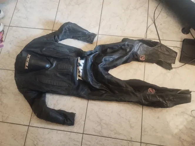 Macacão para motociclista.
