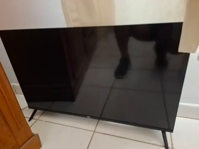 TV TCL (com defeito)