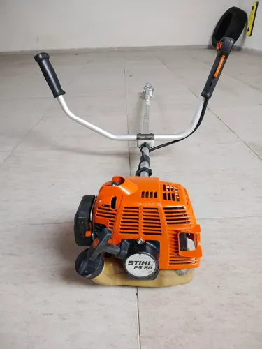Roçadeira stihl 80