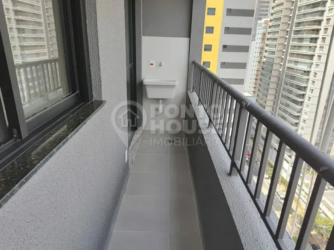 Studio à venda no Ipiranga a 150m do metrô Alto do Ipiranga com sacada