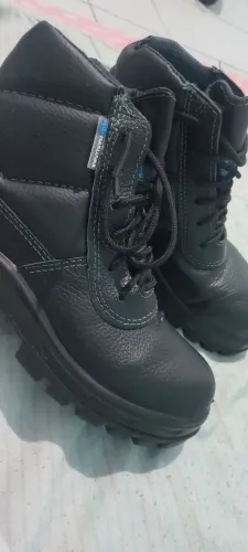 Bota EPI