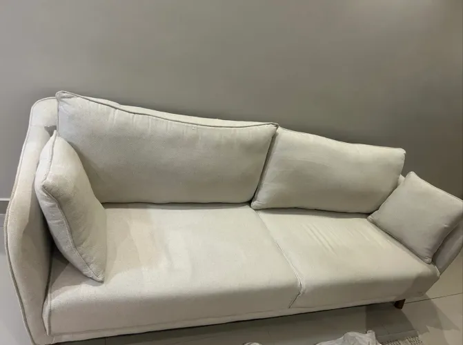 Vendo sofá em perfeito estado, pois estou de mudança 