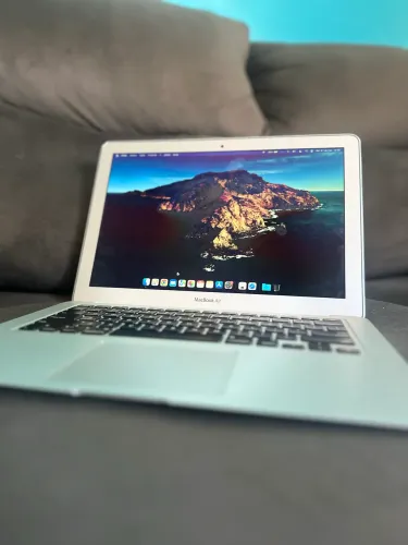 MacBook Air Fino para estudos Faculdade