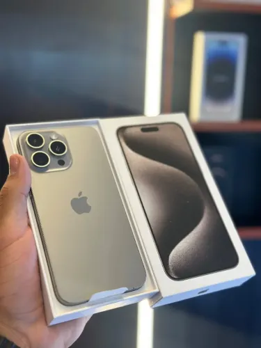 15 PRO MAX 256GB