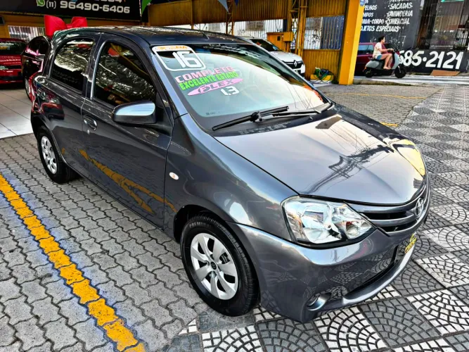 Toyota Etios X 1.3 Flex 16V 5P Mec. 2016