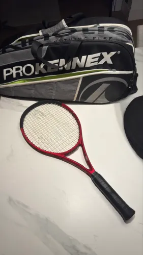 Raquete Wilson clash v2 100 + 2 raqueteiras