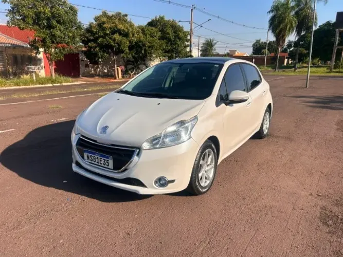 Peugeot 208 Allure 1.5 Flex 8V 5P 2014