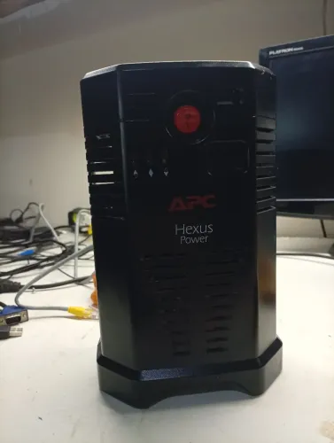 Estabilizador apc Hexus Power 600va