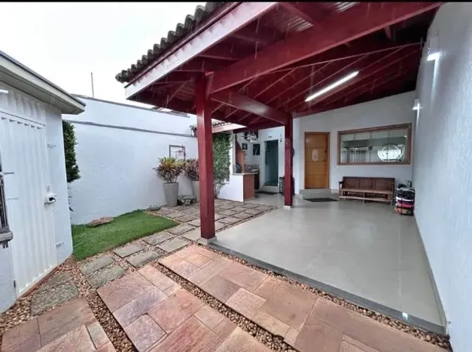 ss vendo essa casa em Maria ortiz