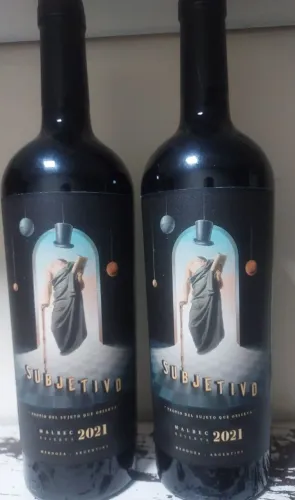 Vinho Argentino Subjetivo Malbec Reserva 2021