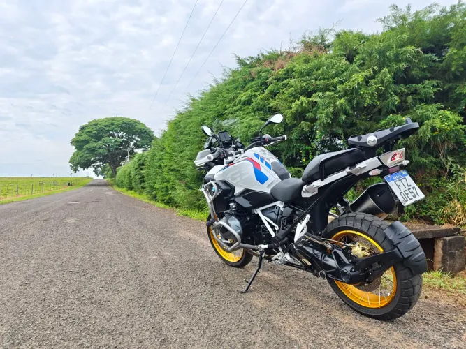 GS 1250 Rally Premium, branca, 2° dono