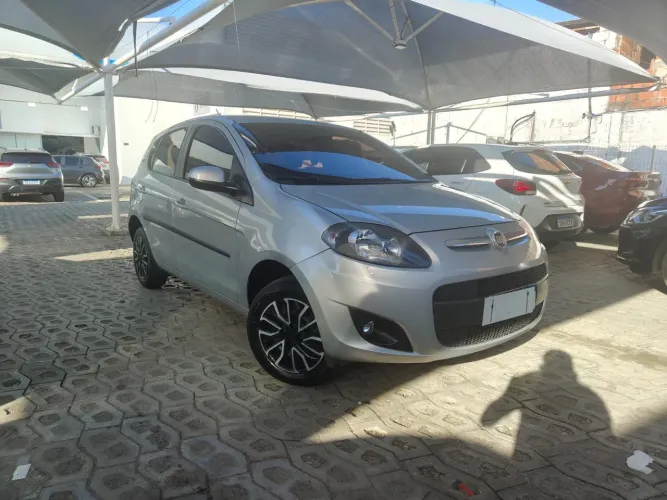 Fiat Palio Attractive 1.0 EVO Fire Flex 8V 5P 2013