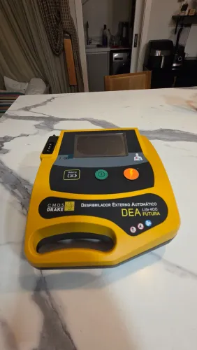 Cardioversor (DEA Life 400 Futura)