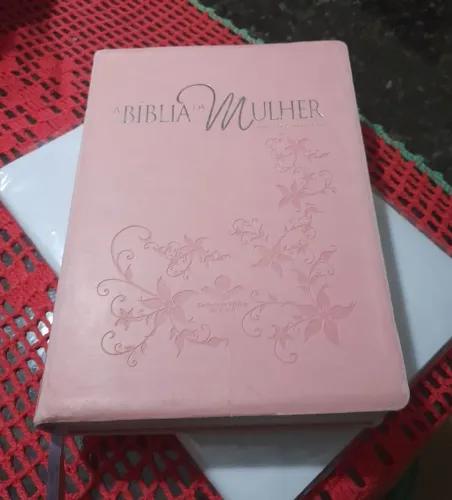 Bíblia de estudo da mulher (tamanho grande)