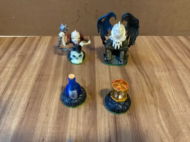 Skylanders Spyro's Adventure Darklight Crypt Set