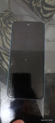 Celular Xiaomi Redmi 12 usado com boas condições