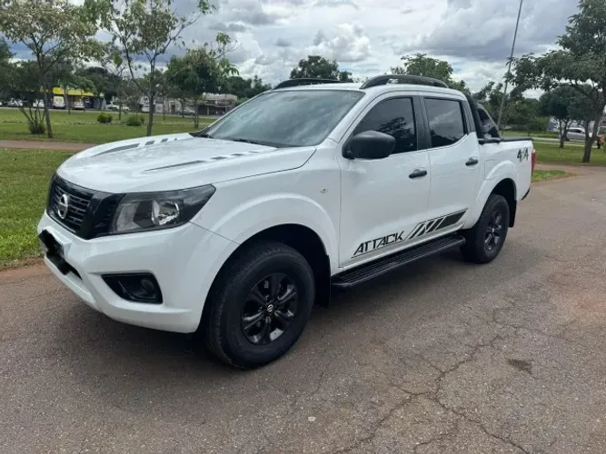 Nissan Frontier Attac.cd 4X4 2.3 Bi-TB Die. AUT 2021