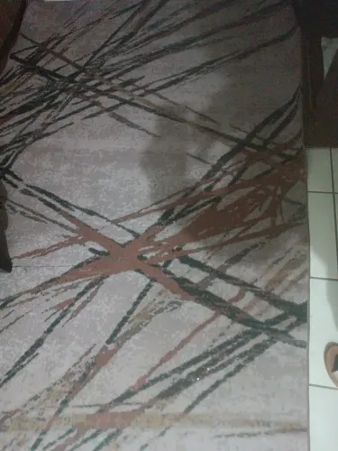 Tapete Cinza e marrom Tamanho 1.90x 1.40m