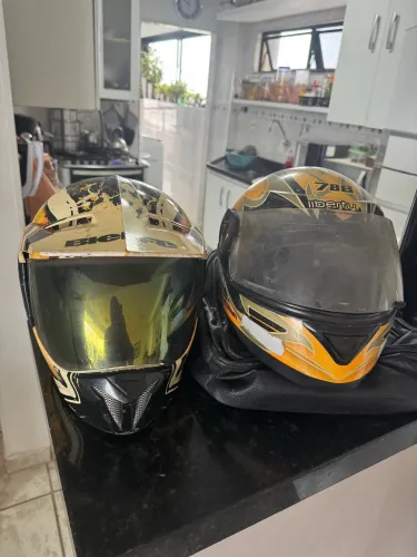 Vendo capacete Bieffe e ganhe outro de brinde