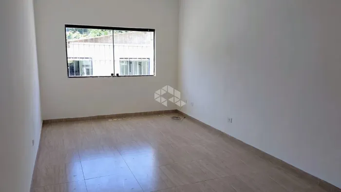 sala comercial a venda em mongagua, bairro centro, com 28 mts com banheiro!