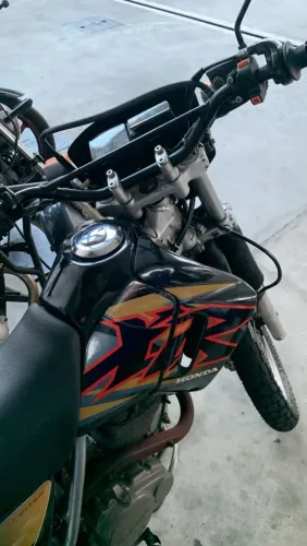 VENDO OU TROCO: XR 200