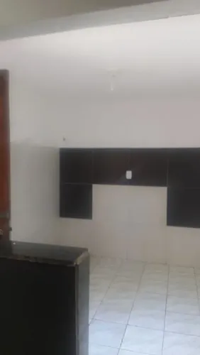 Alugo esta casa