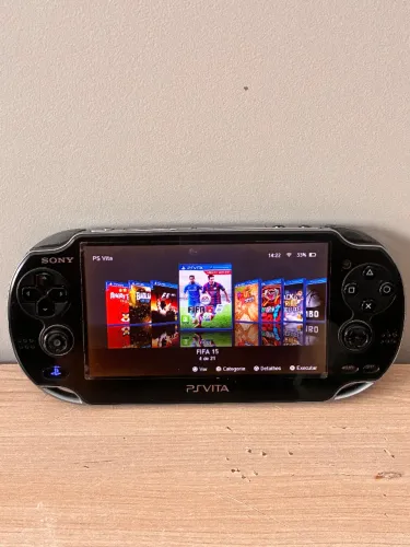 playstation vita 1000 (oled), funcionando com limitações [leia o anúncio] 